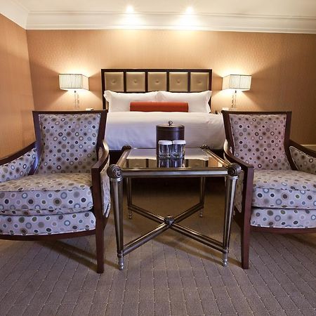 Town & Country Inn And Suites Charleston Bagian luar foto